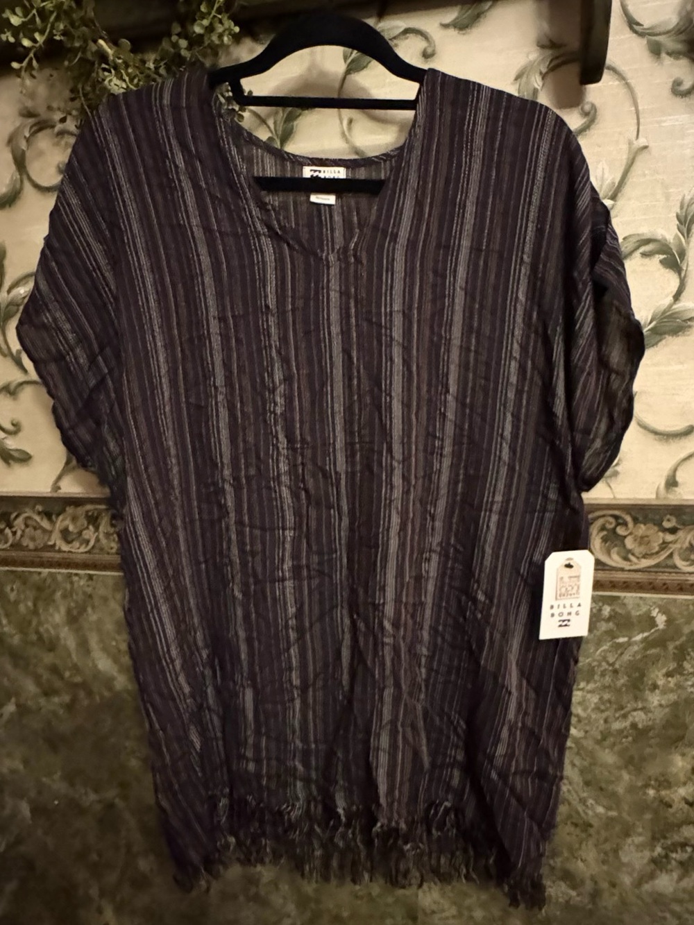 Nwt! Billabong Gray Striped swim suit cover!